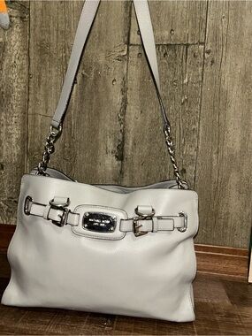 Michael Kors White Pebbled Leather Chain-Handle crossbody Bag